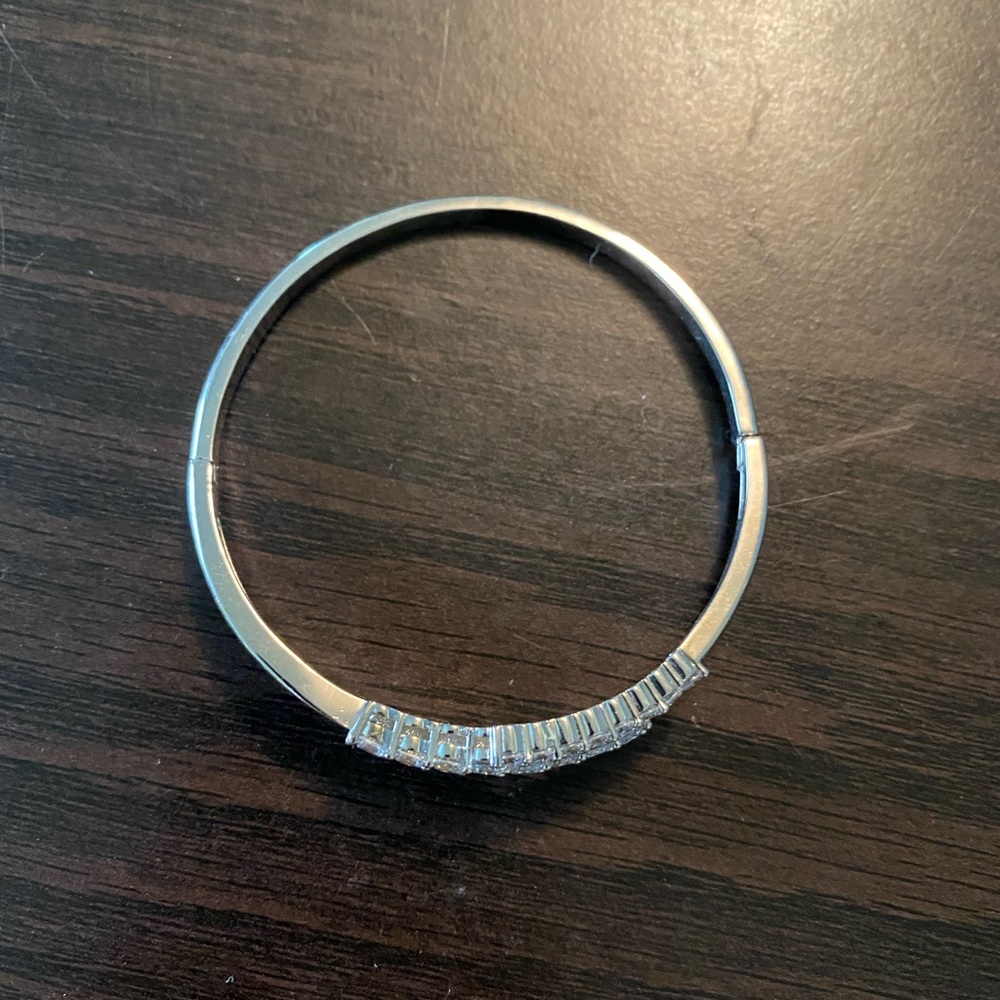 Hinged Bracelet - image 3